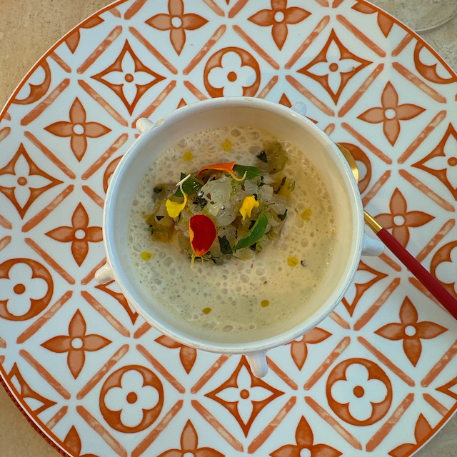 luxury restaurant Saint-Tropez